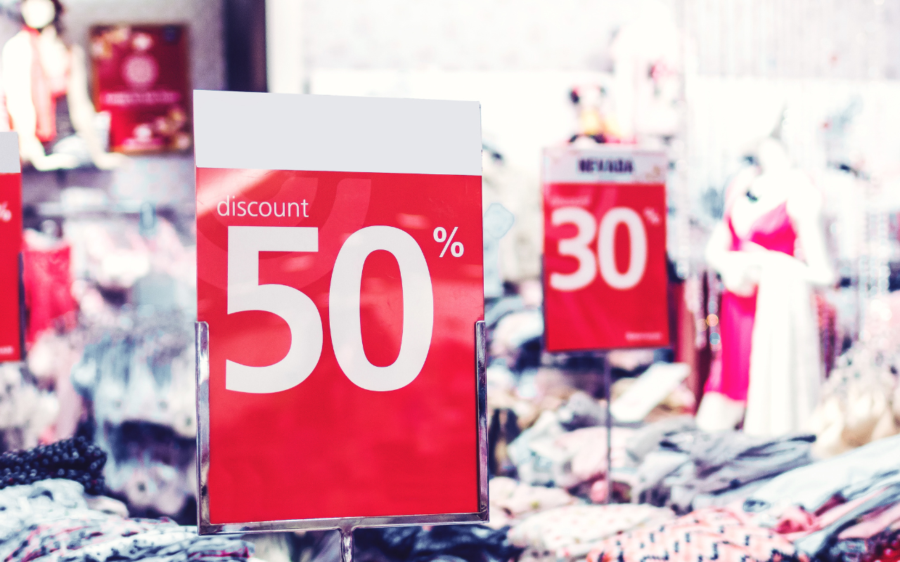 Schild mit Rabattprozente